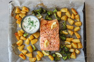 Paprastai kepta lašiša