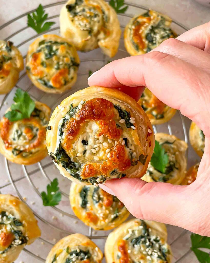 Sluoksniuotos tešlos užkandis