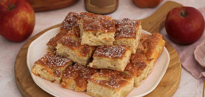 Biskvitinis obuolių pyragas
