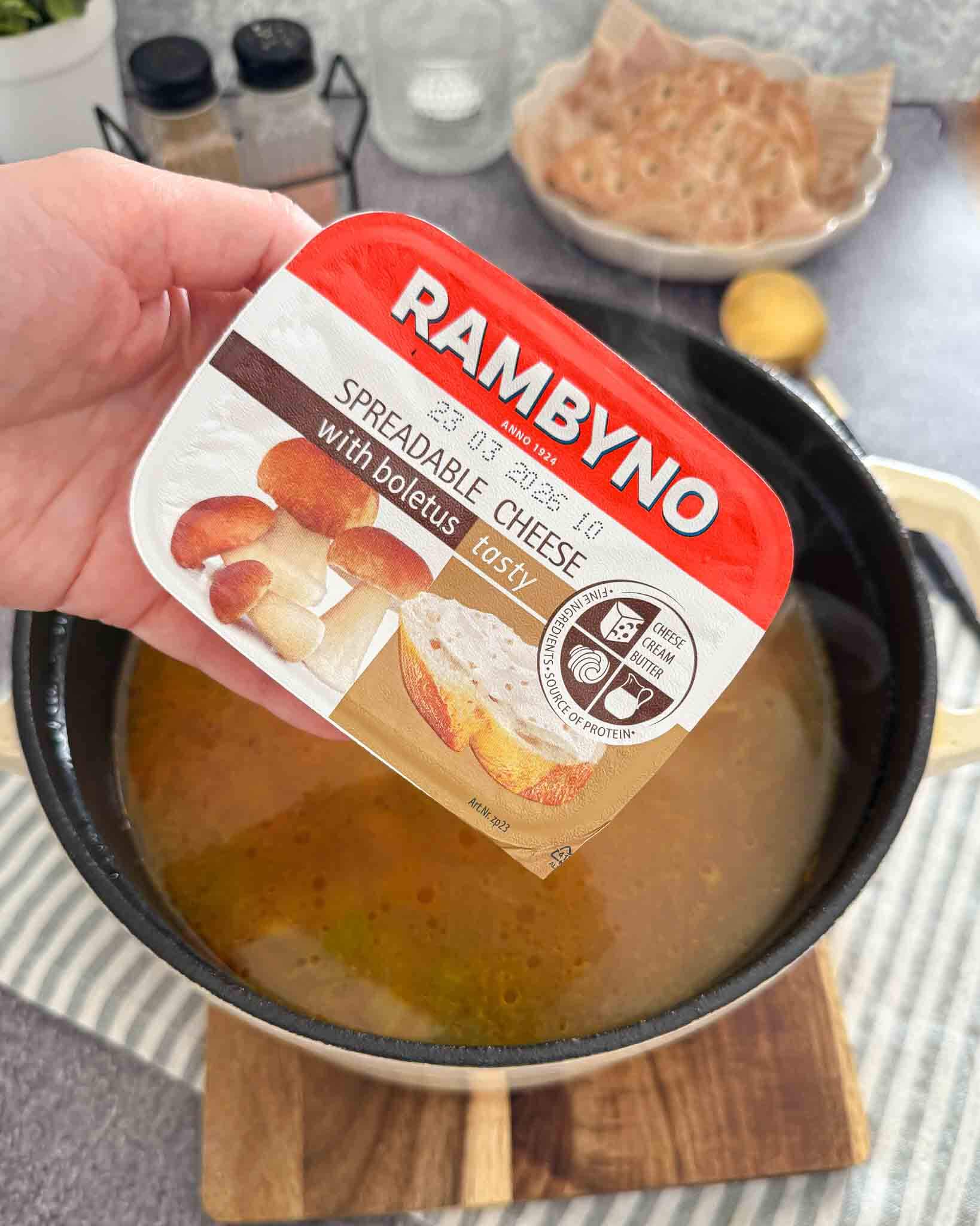 Lydyto sūrelio sriuba