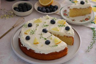 Paprastas citrininis pyragas